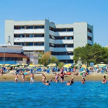 Condominio Columbus Bibione Luaran gambar